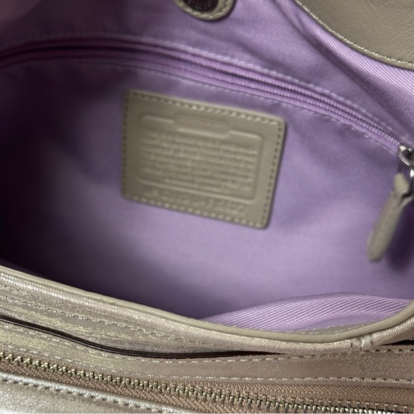 Authentic Coach Bag in Metallic Gold - Picture 10 of 15